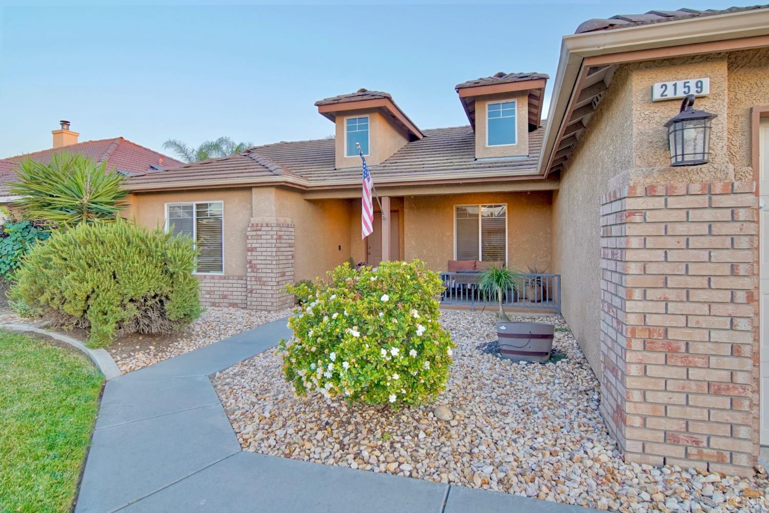 2159 Charlie Chambers Dr, Hanford, CA 93230