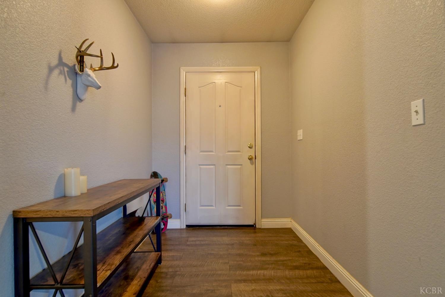 2159 Charlie Chambers Dr, Hanford, CA 93230