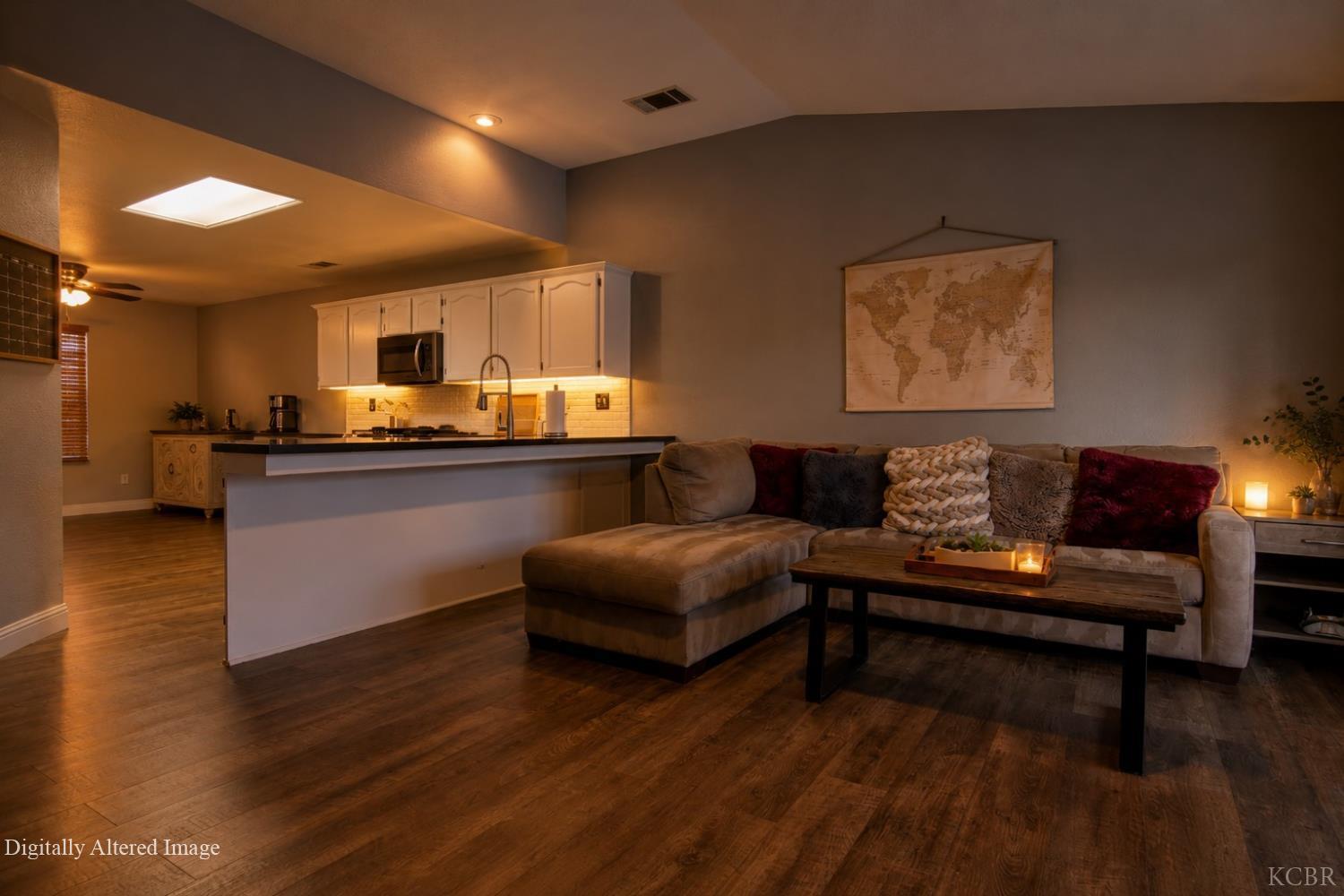 2159 Charlie Chambers Dr, Hanford, CA 93230