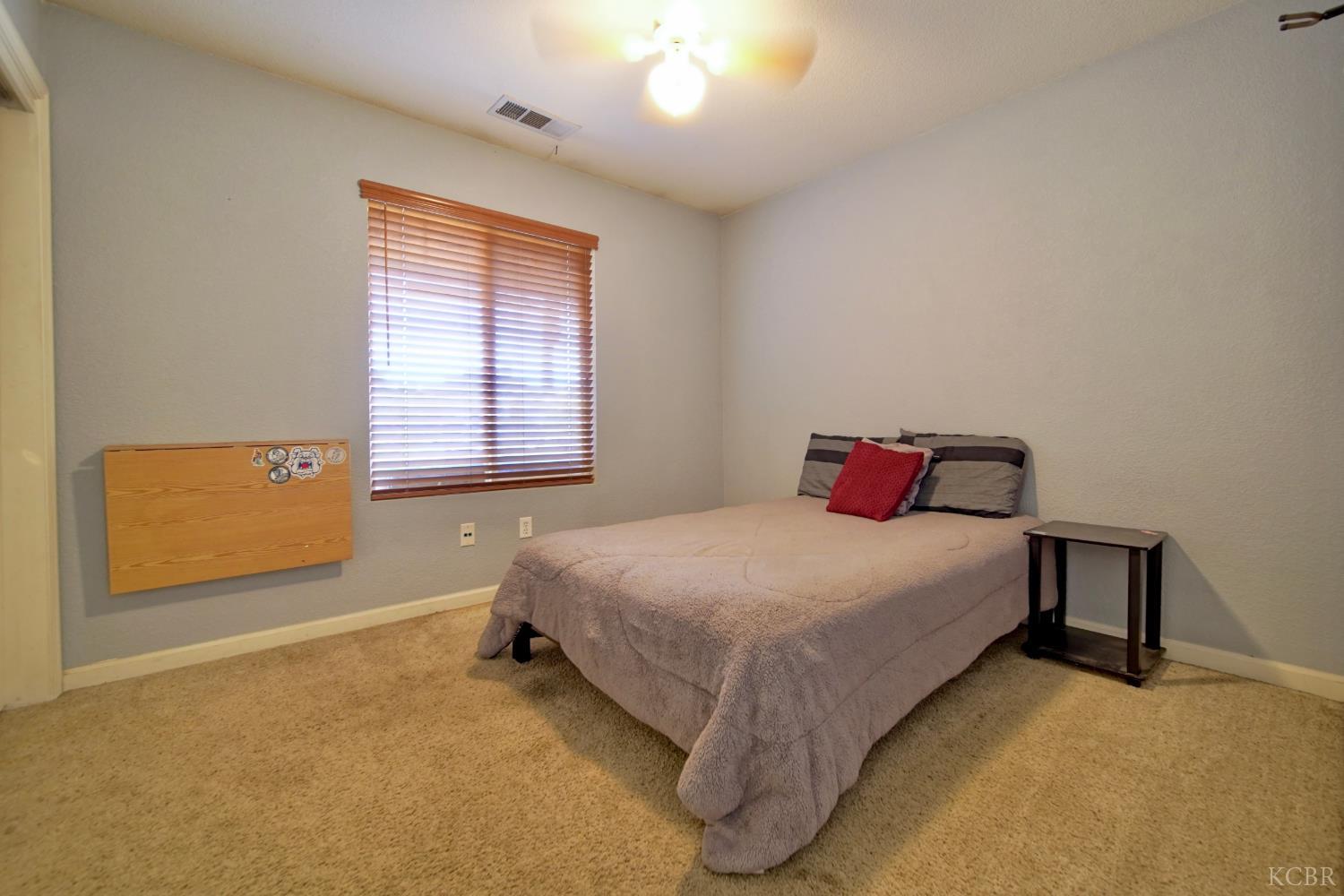 2159 Charlie Chambers Dr, Hanford, CA 93230