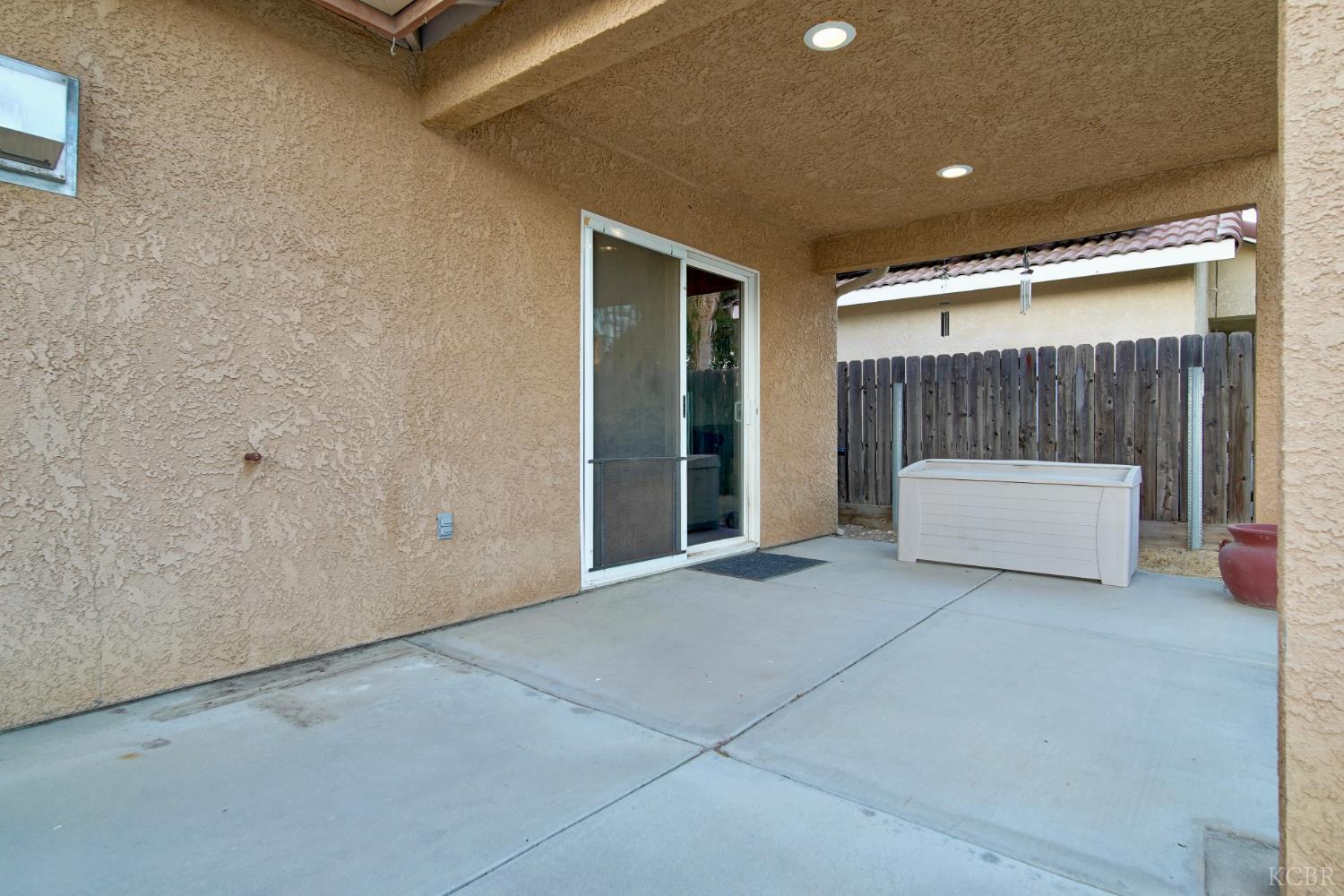 2159 Charlie Chambers Dr, Hanford, CA 93230
