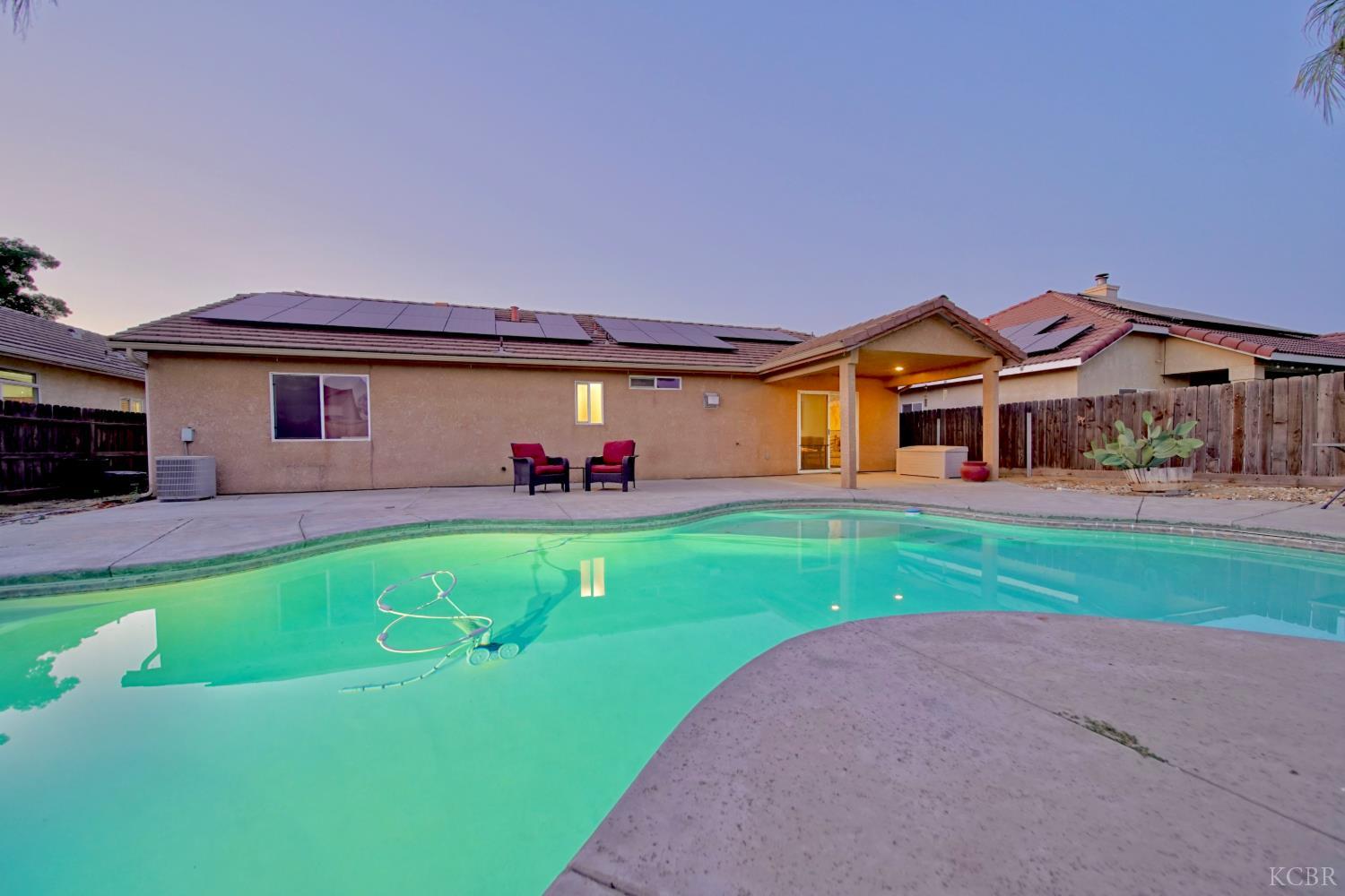 2159 Charlie Chambers Dr, Hanford, CA 93230