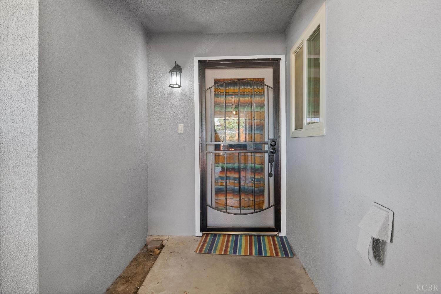 1412 N Williams St, Hanford, CA 93230
