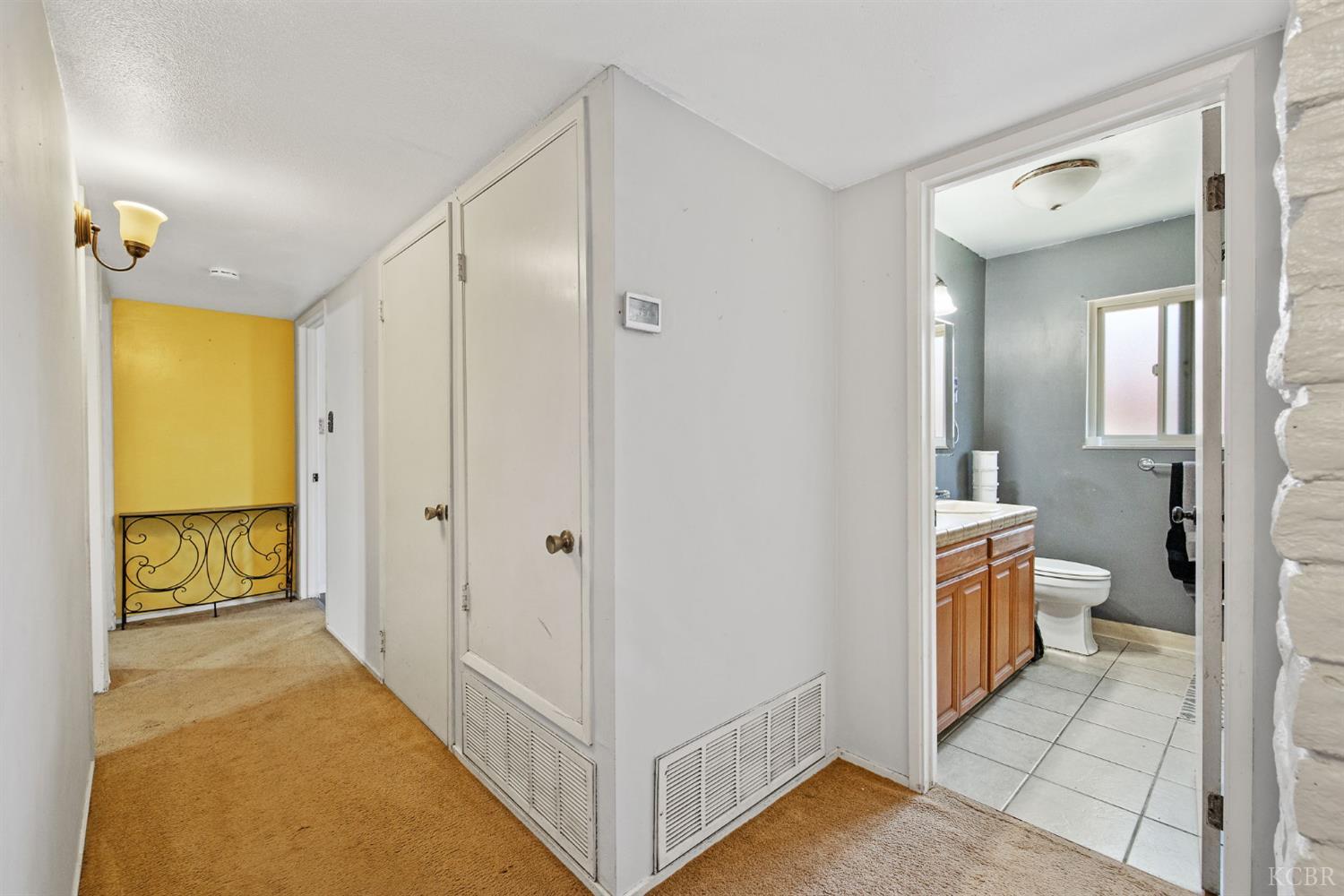 1412 N Williams St, Hanford, CA 93230