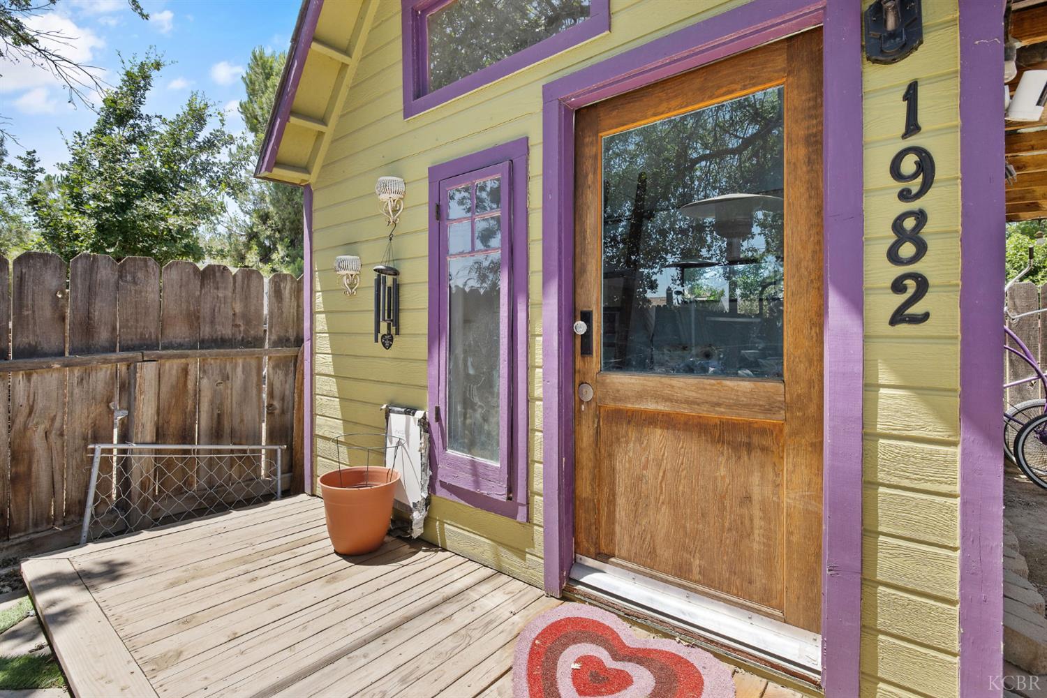 1412 N Williams St, Hanford, CA 93230