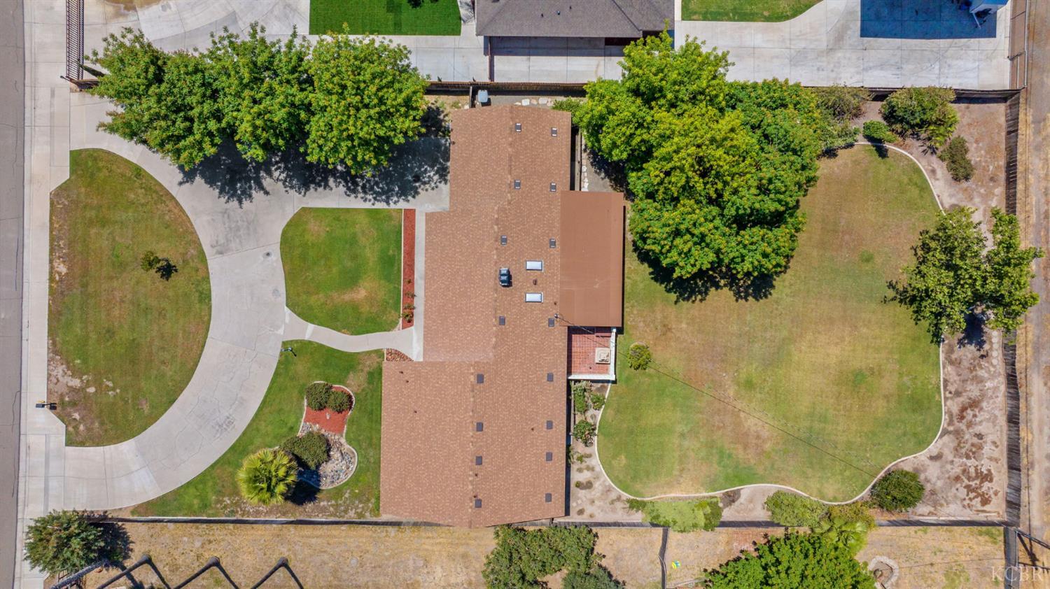 8640 12th Ave, Hanford, CA 93230