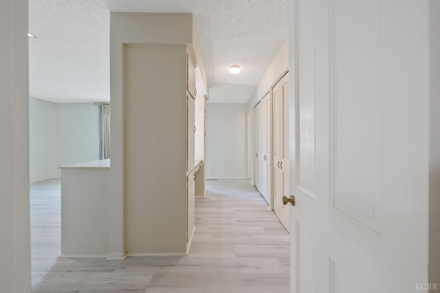 8640 12th Ave, Hanford, CA 93230