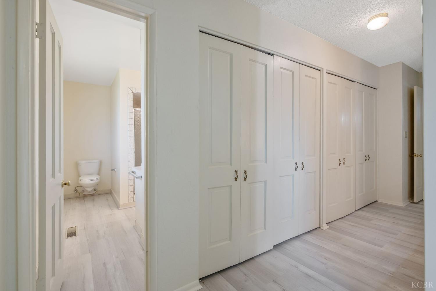 8640 12th Ave, Hanford, CA 93230