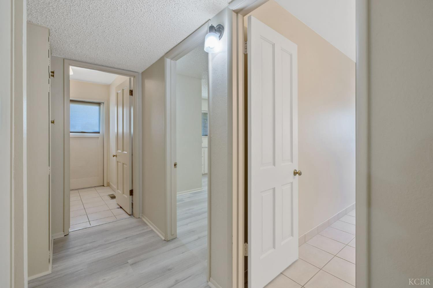 8640 12th Ave, Hanford, CA 93230