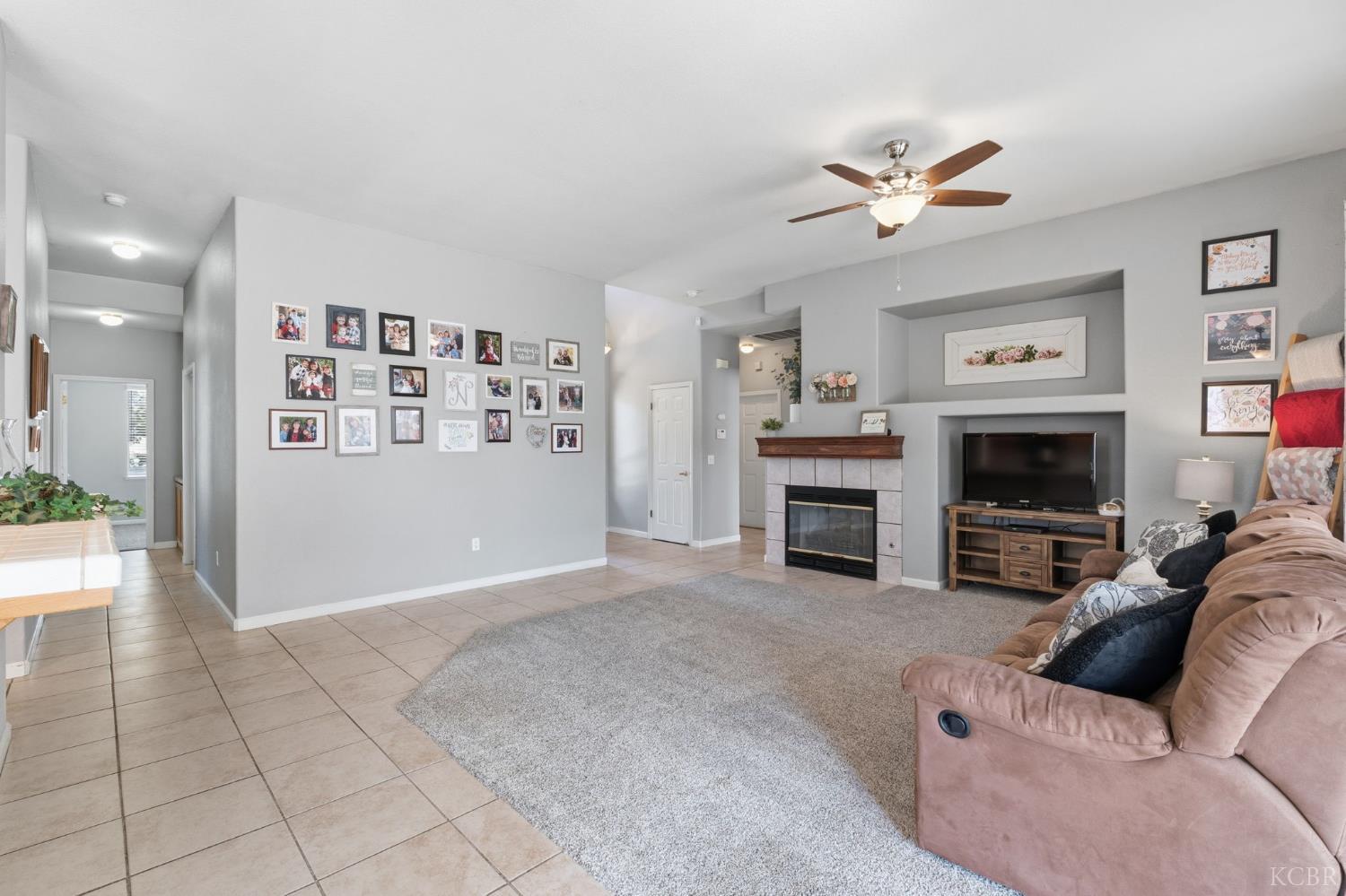 1757 Homestead Way, Lemoore, CA 93245