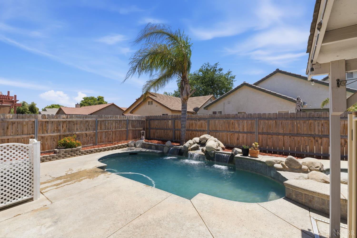 1757 Homestead Way, Lemoore, CA 93245