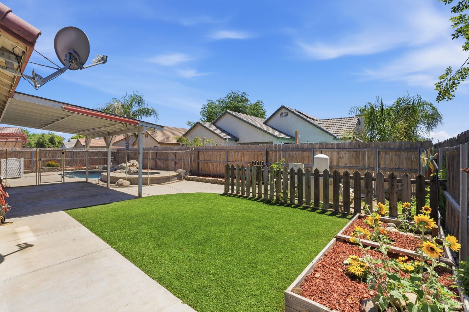 1757 Homestead Way, Lemoore, CA 93245