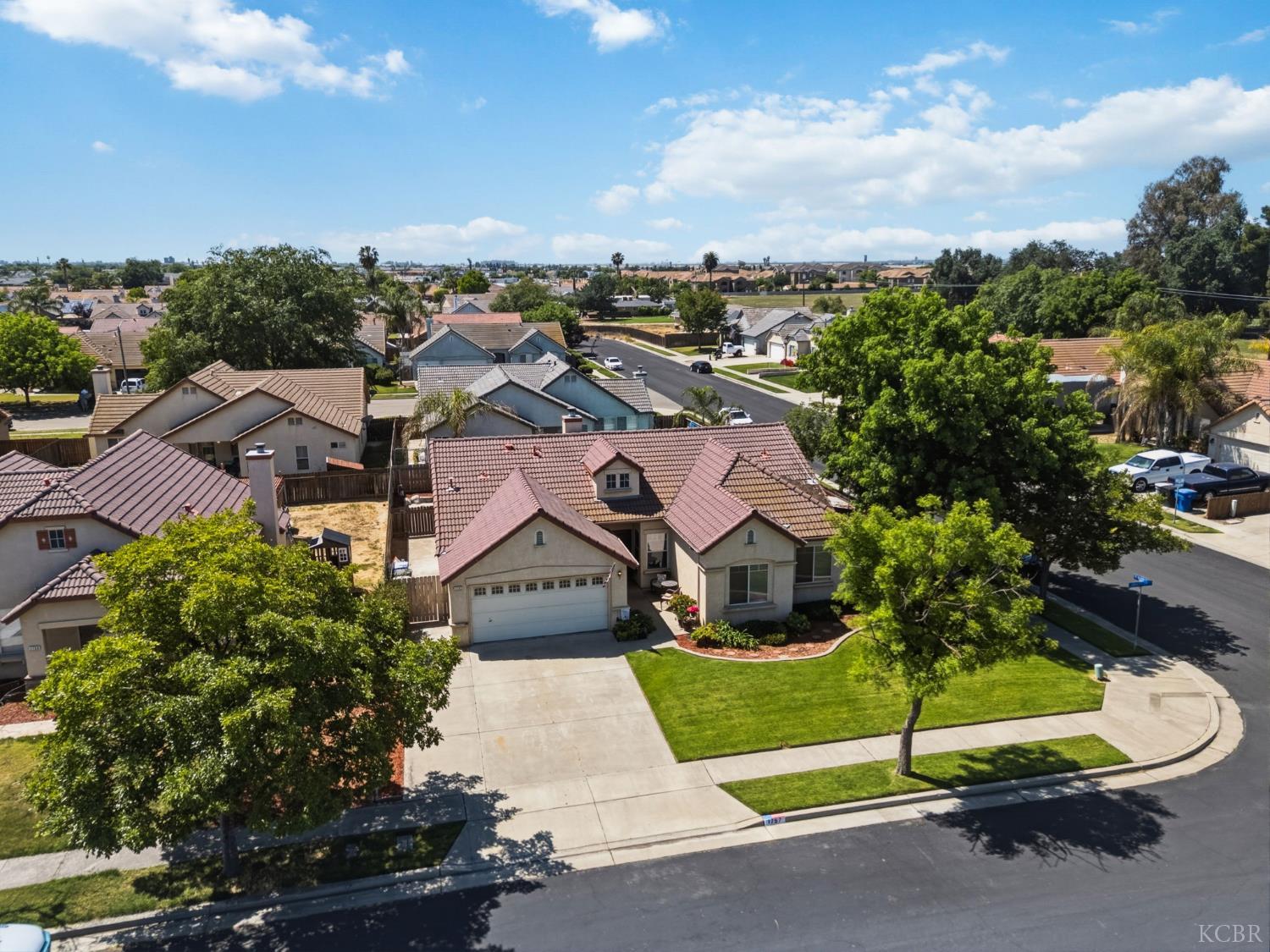 1757 Homestead Way, Lemoore, CA 93245