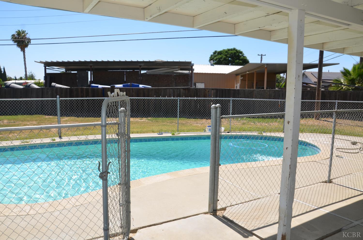 339 W Spring Ln, Lemoore, CA 93245