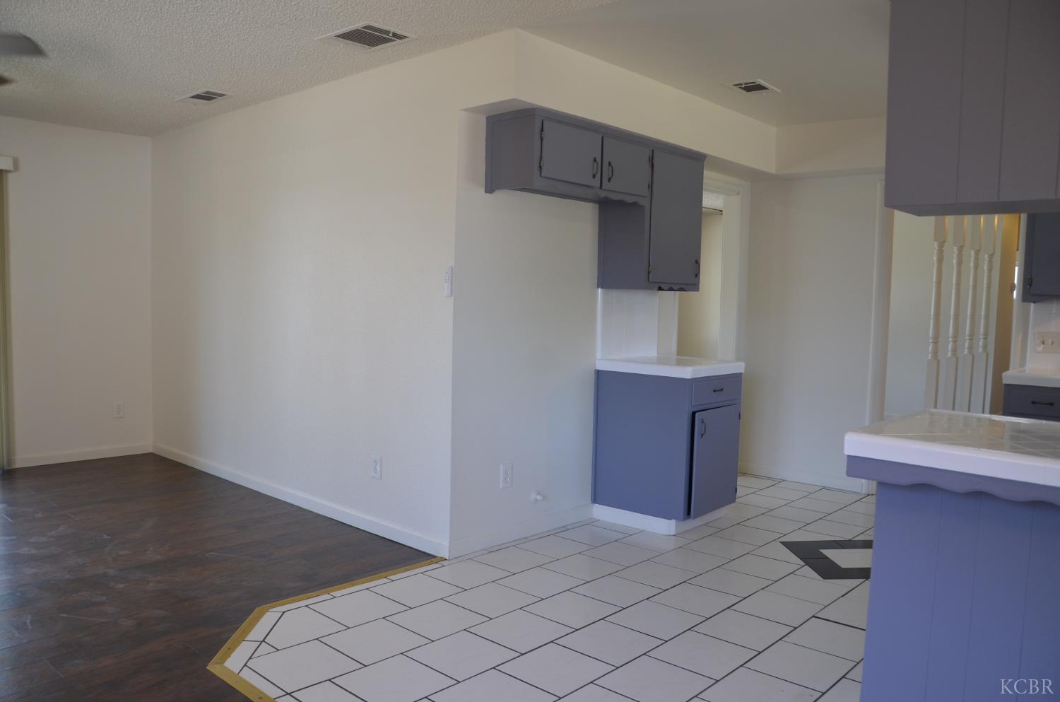 339 W Spring Ln, Lemoore, CA 93245