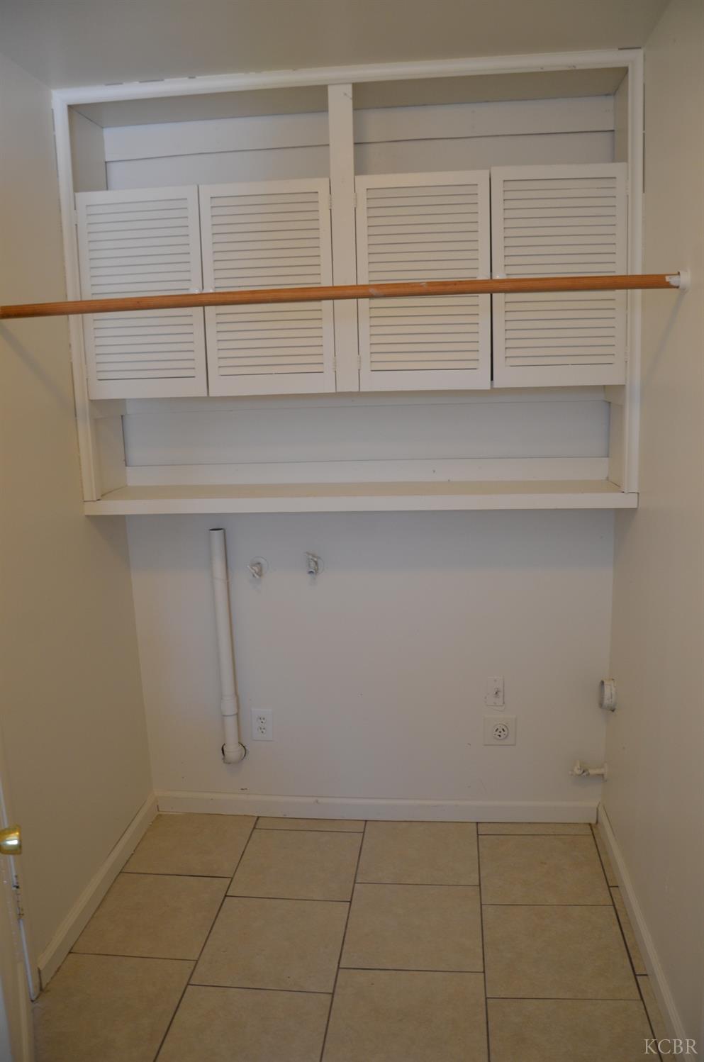 339 W Spring Ln, Lemoore, CA 93245