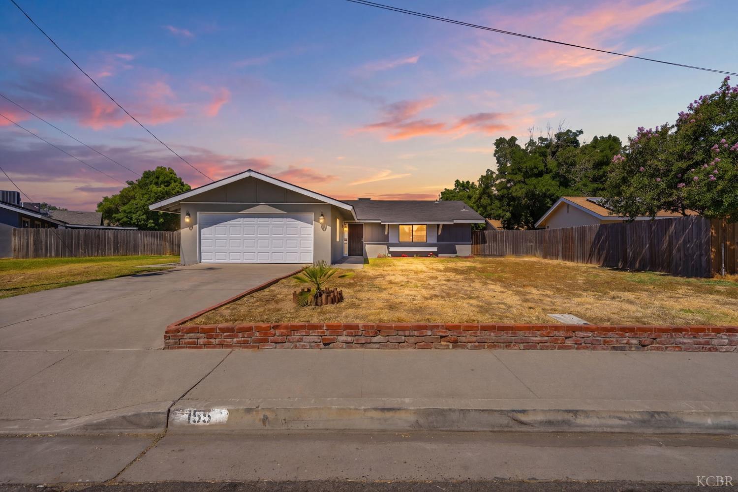 155 Lum Dr, Lemoore, CA 93245