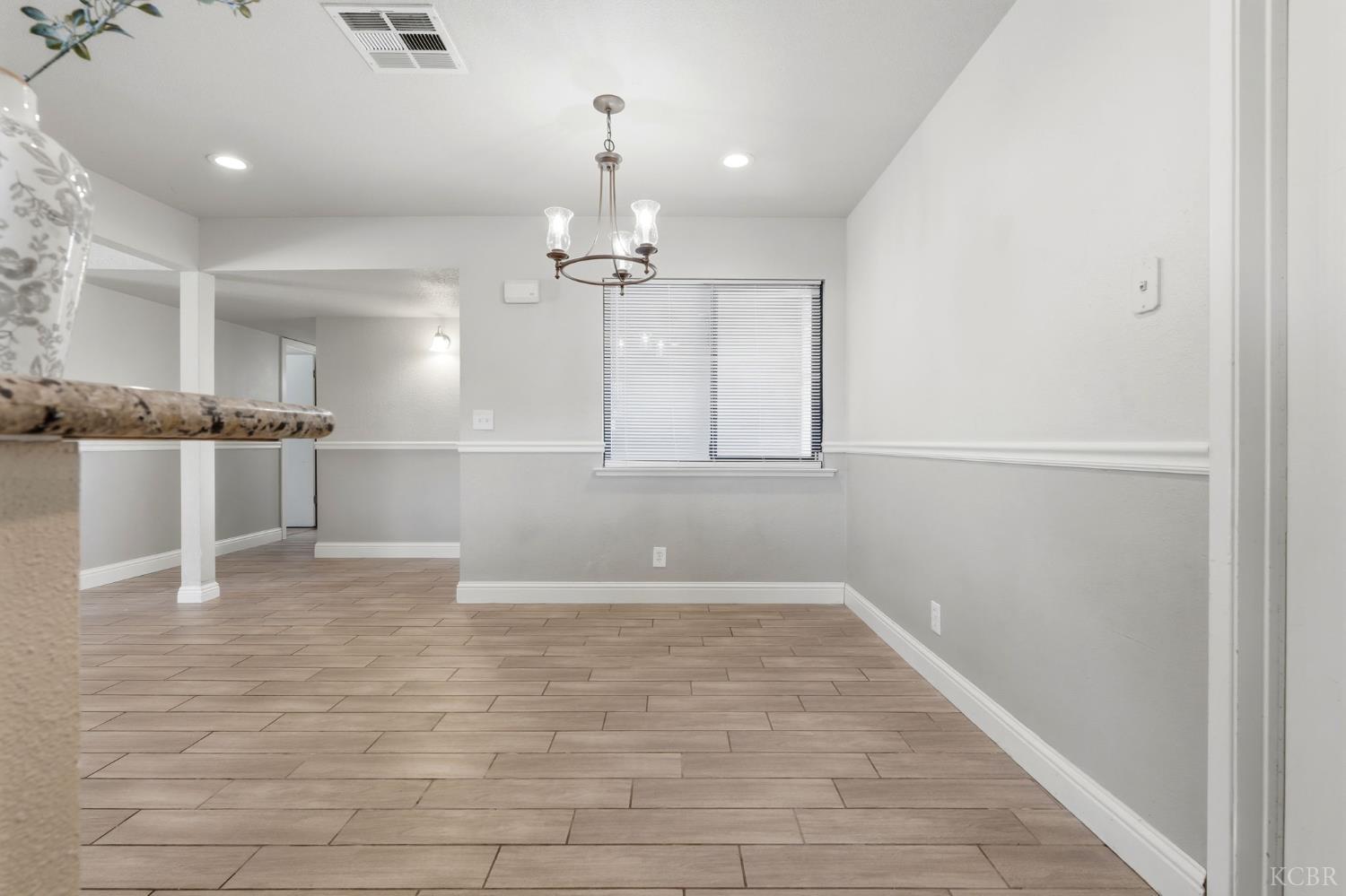 155 Lum Dr, Lemoore, CA 93245