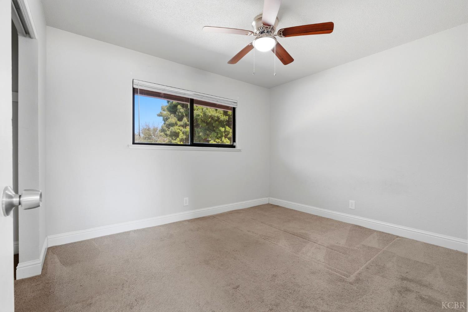 155 Lum Dr, Lemoore, CA 93245