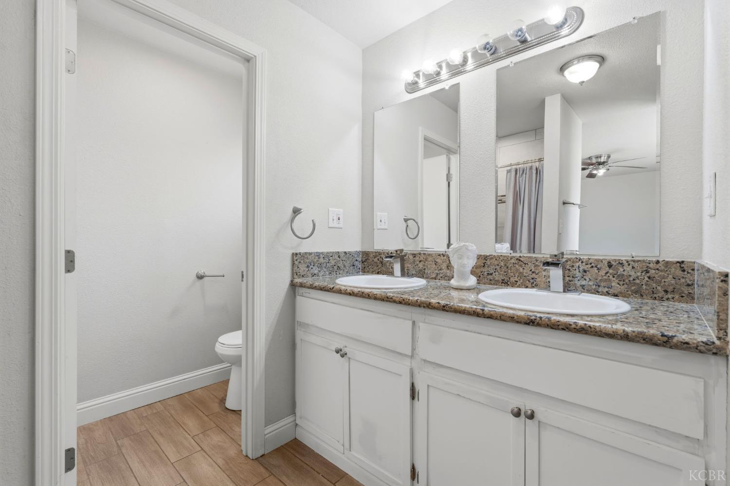 155 Lum Dr, Lemoore, CA 93245