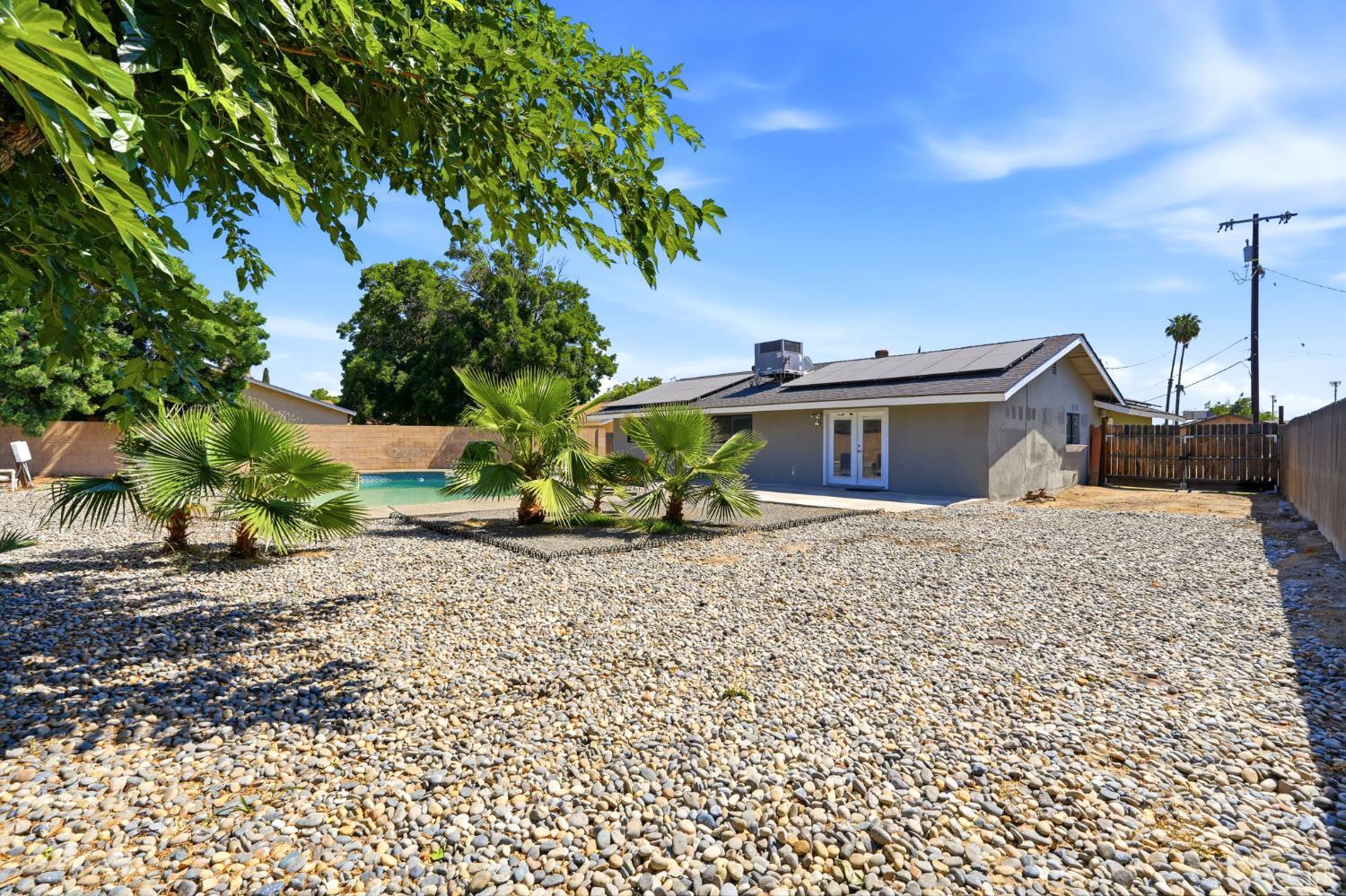 155 Lum Dr, Lemoore, CA 93245
