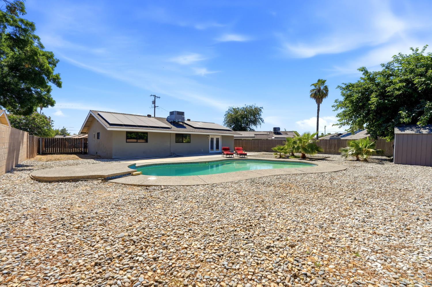 155 Lum Dr, Lemoore, CA 93245