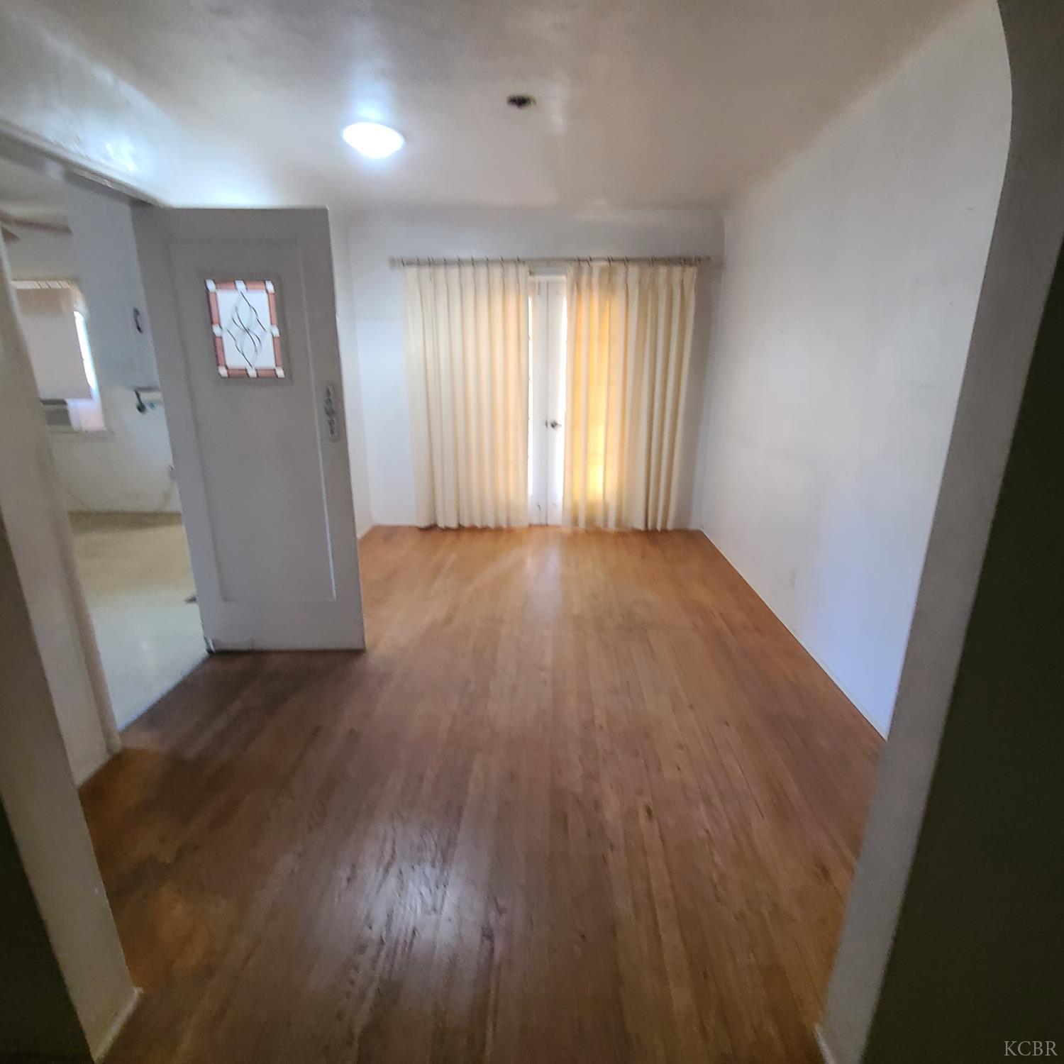 1350 Redington, Hanford, CA 93230