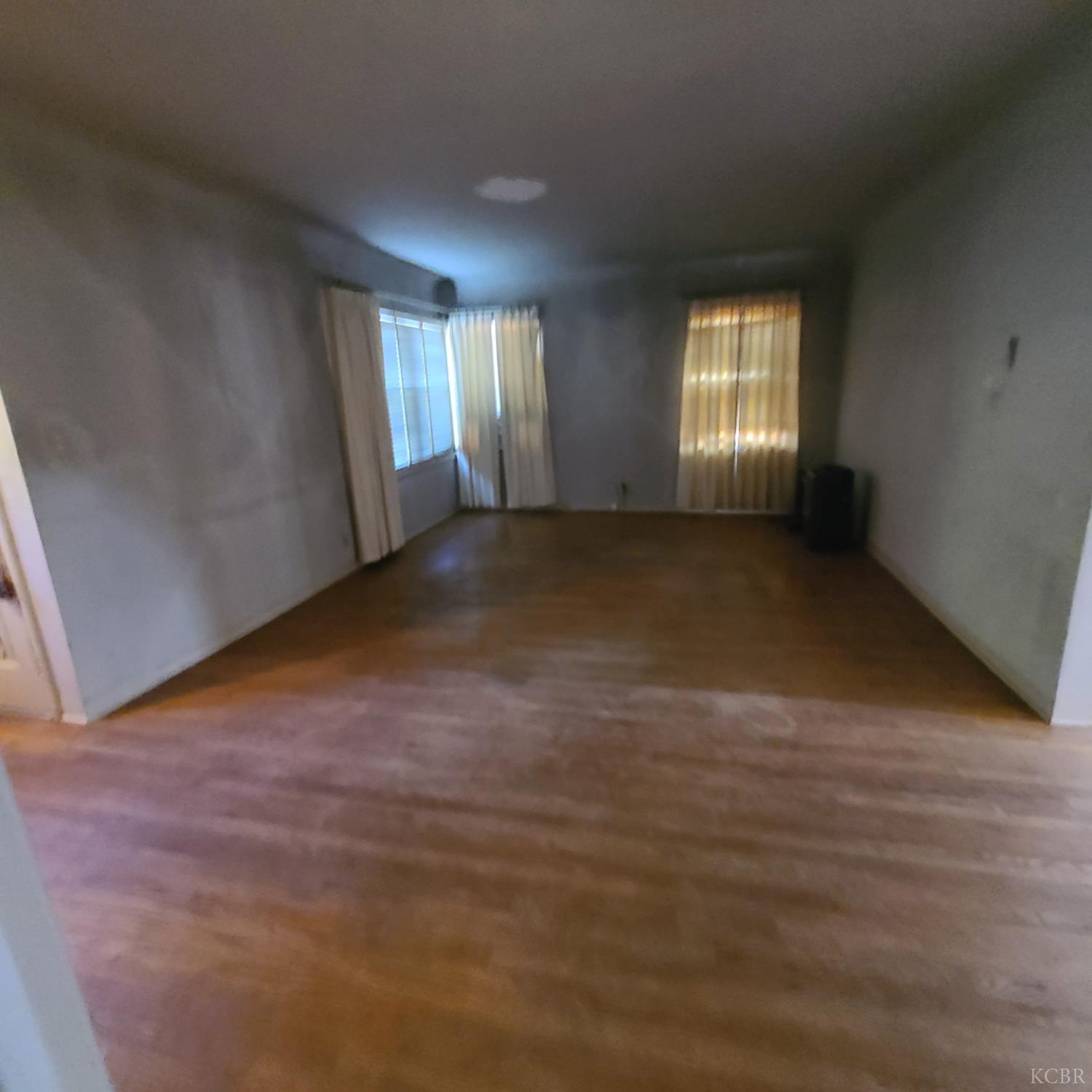 1350 Redington, Hanford, CA 93230