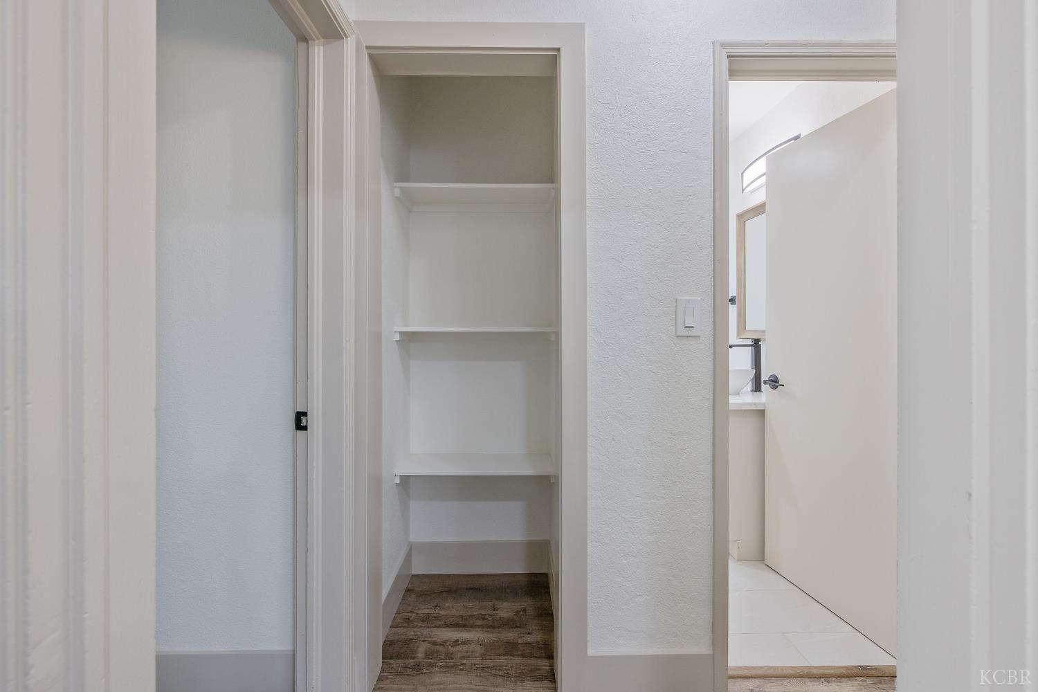 1019 E Laurel Ave, Visalia, CA 93292