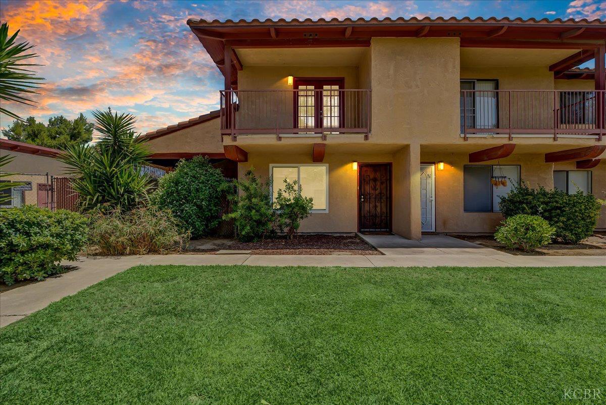 888 N Greenfield. Apt #O Ave, Hanford, CA 93230