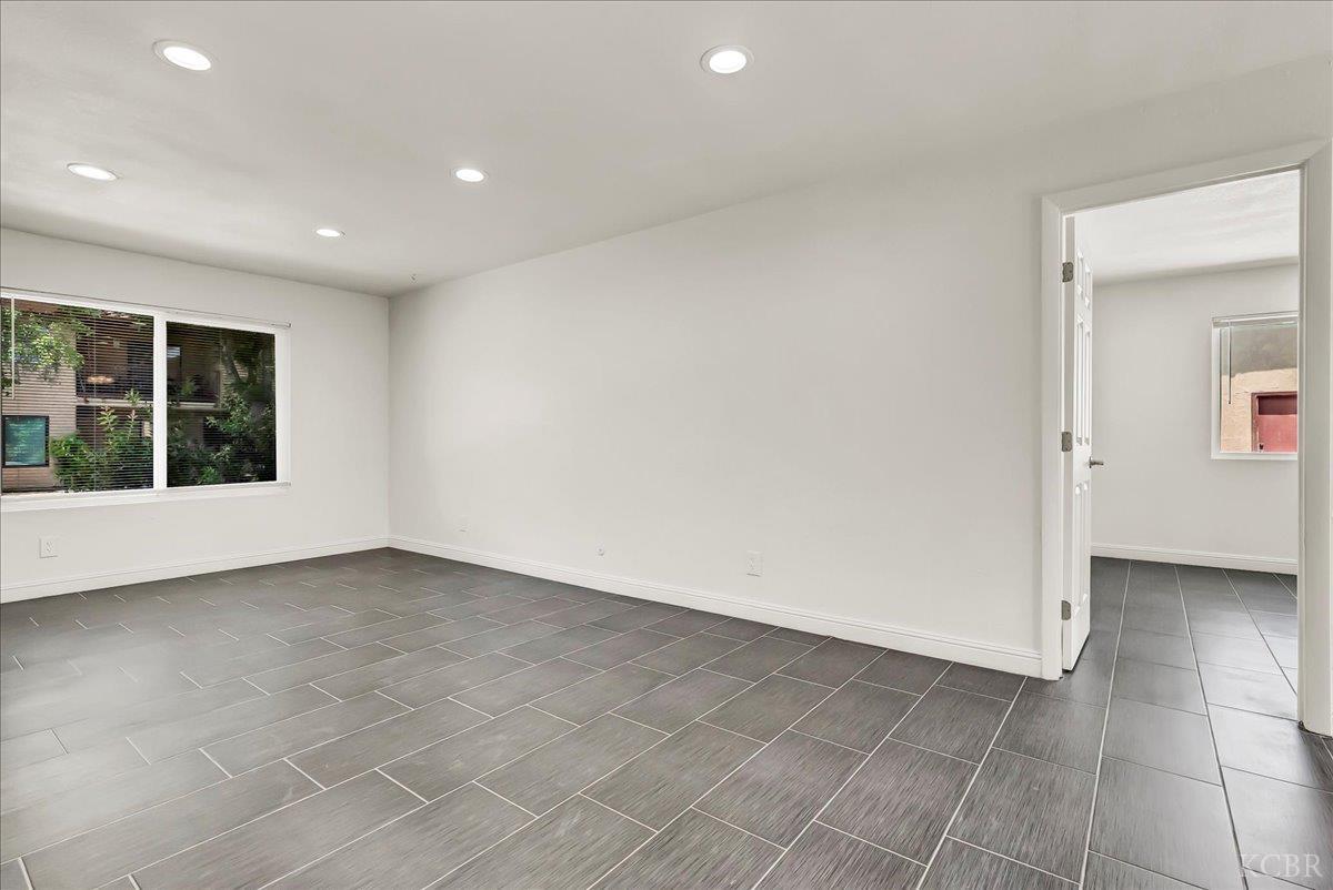 888 N Greenfield. Apt #O Ave, Hanford, CA 93230