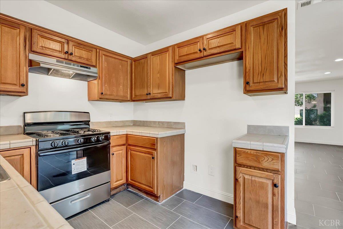 888 N Greenfield. Apt #O Ave, Hanford, CA 93230