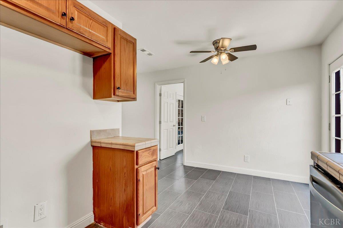 888 N Greenfield. Apt #O Ave, Hanford, CA 93230