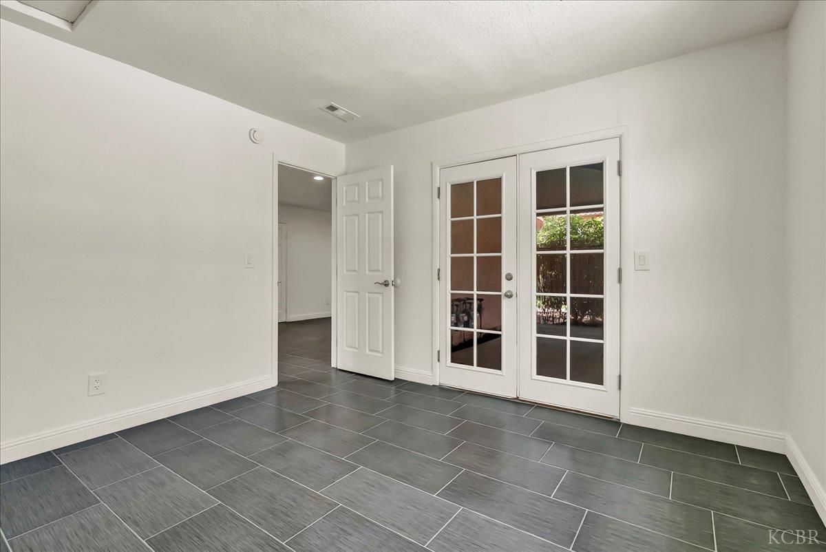 888 N Greenfield. Apt #O Ave, Hanford, CA 93230