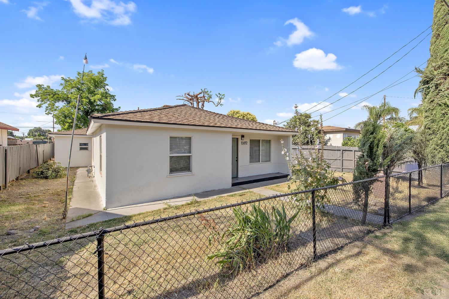 13872 Hanford Armona Rd, Armona, CA 93202