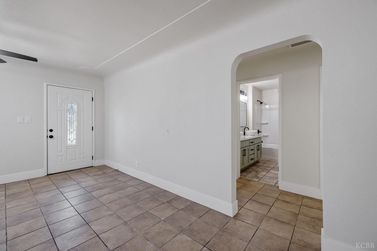 13872 Hanford Armona Rd, Armona, CA 93202