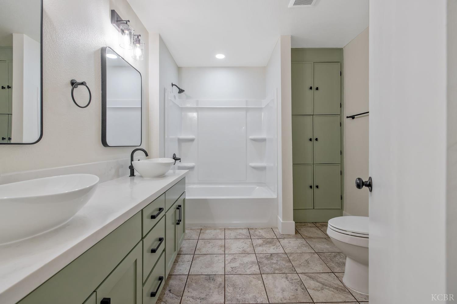 13872 Hanford Armona Rd, Armona, CA 93202