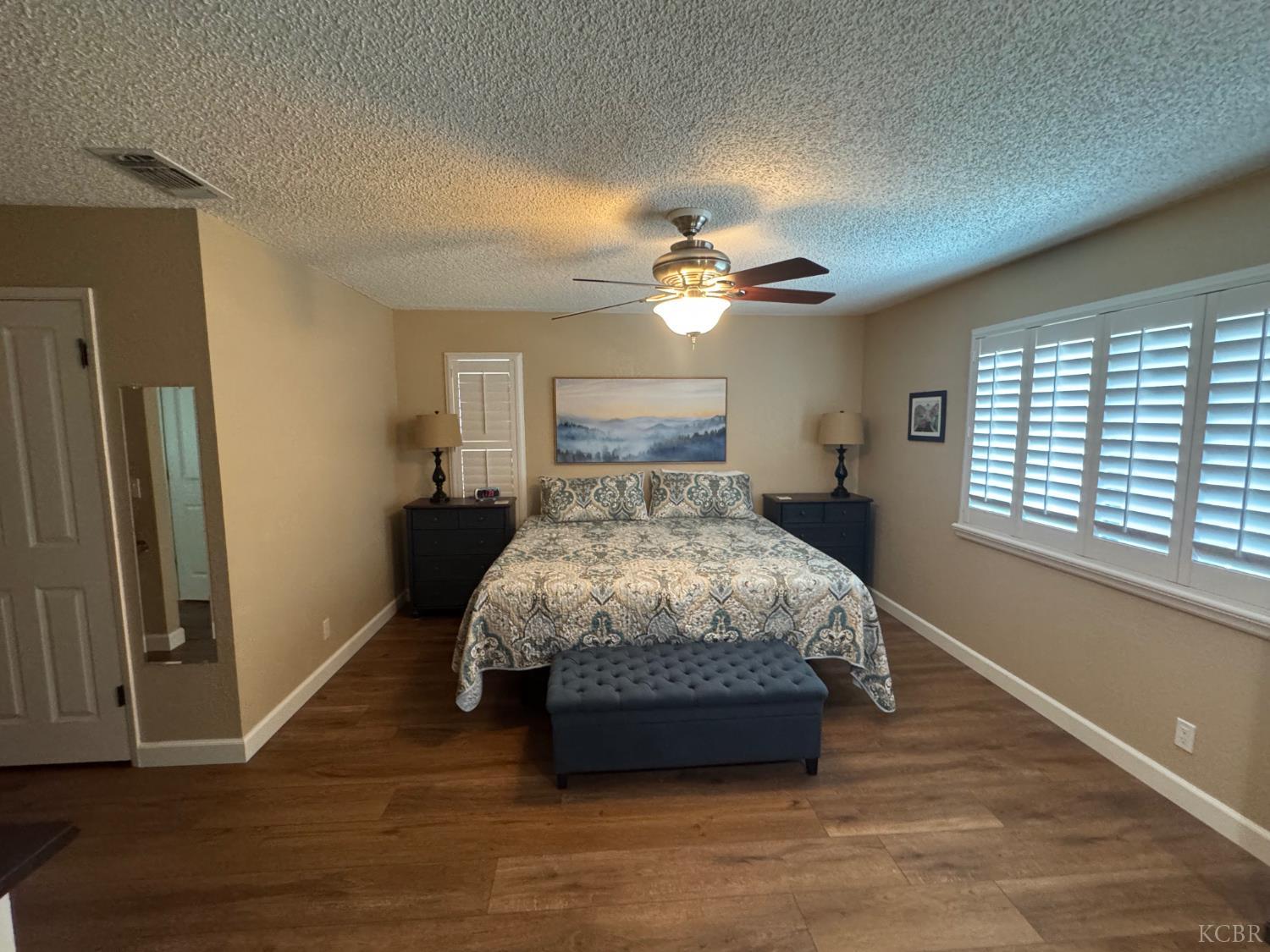 901 Greenfield Ave, Hanford, CA 93230