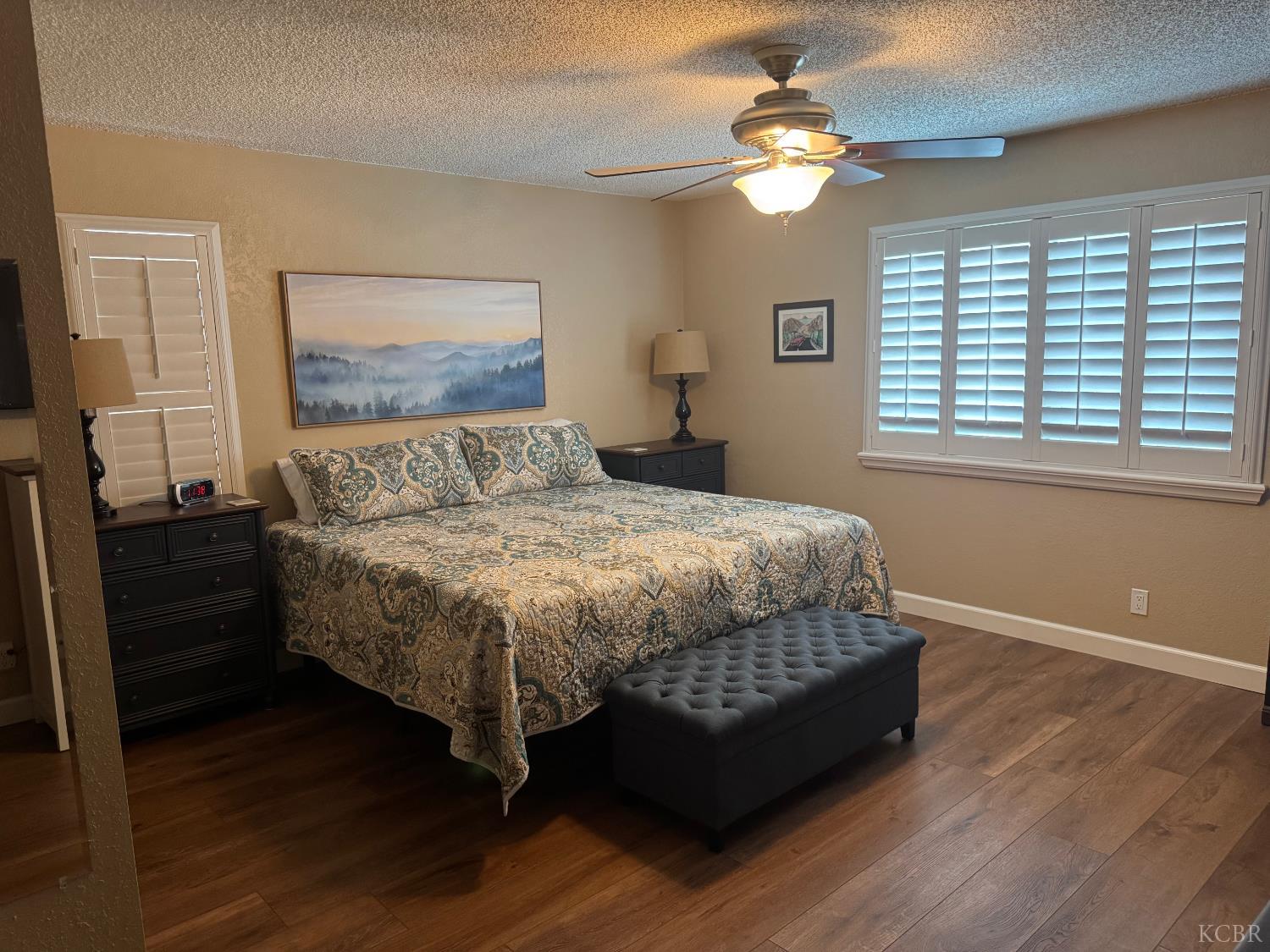 901 Greenfield Ave, Hanford, CA 93230