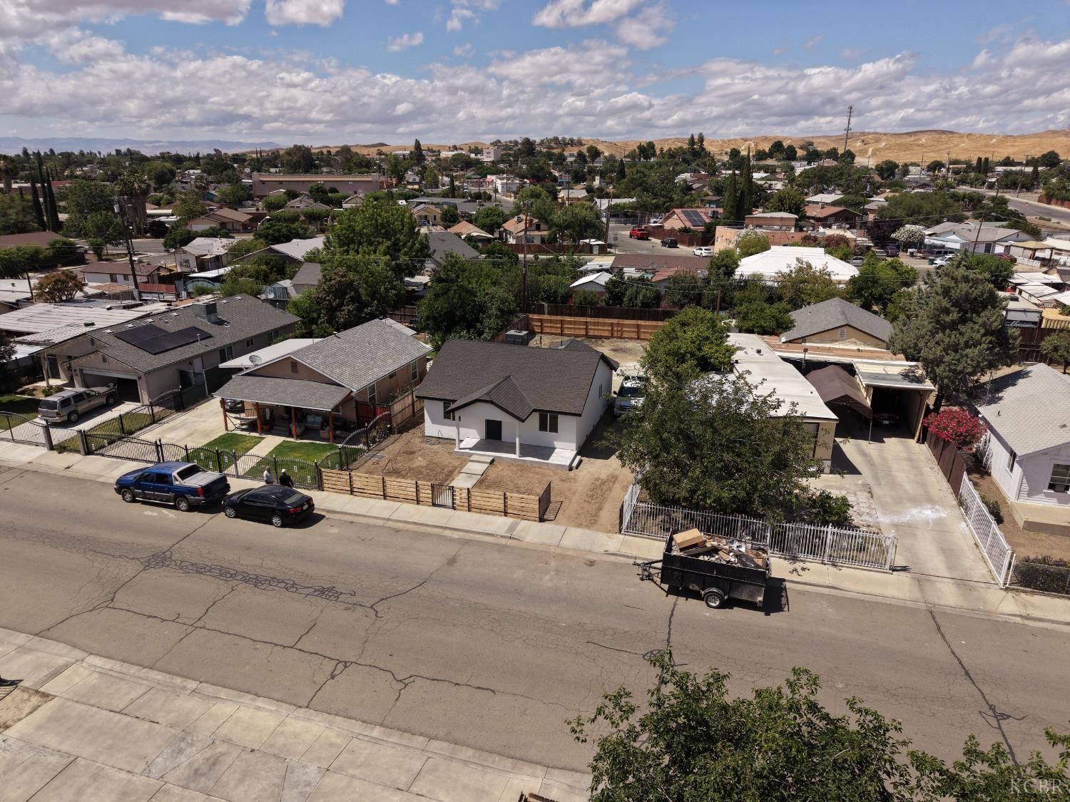 817 E Whitney St, Avenal, CA 93204