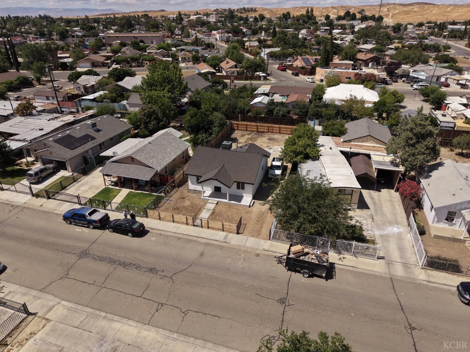 817 E Whitney St, Avenal, CA 93204