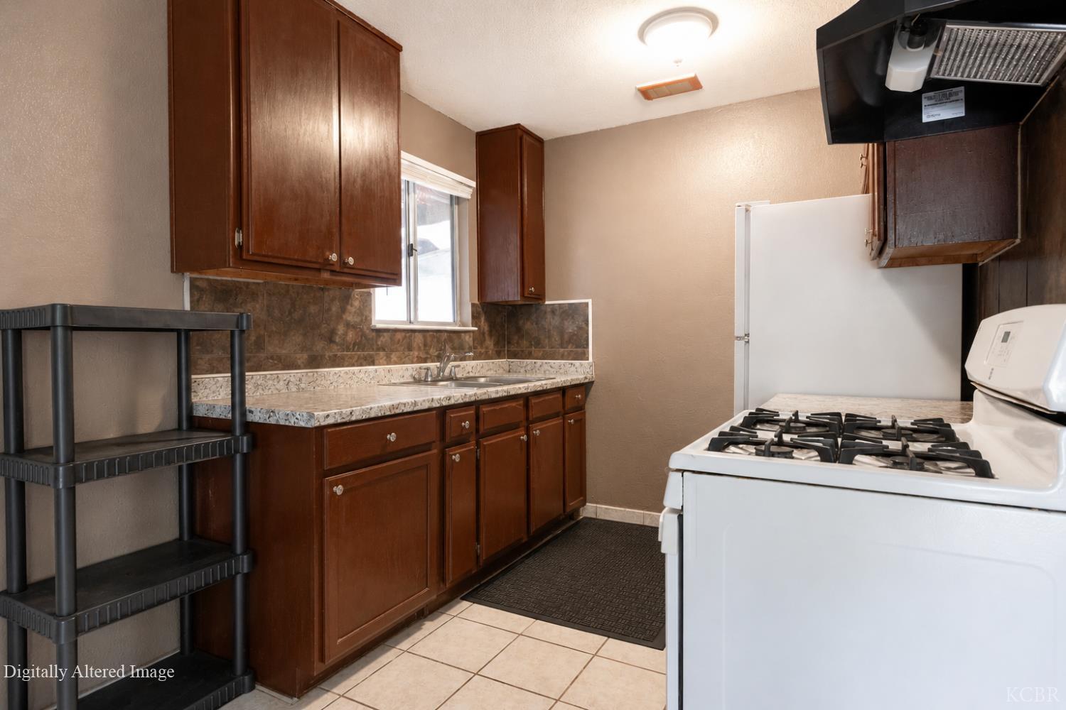 425 Marin St, Avenal, CA 93204