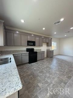 2052 SE Ventura Ave, Corcoran, CA 93212