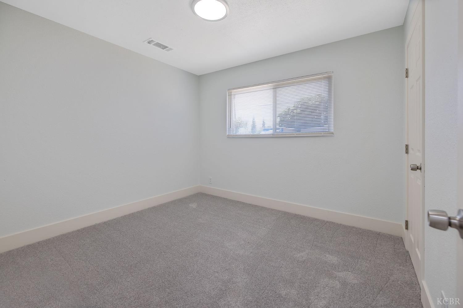 2673 S Bardell Ave, Fresno, CA 93706