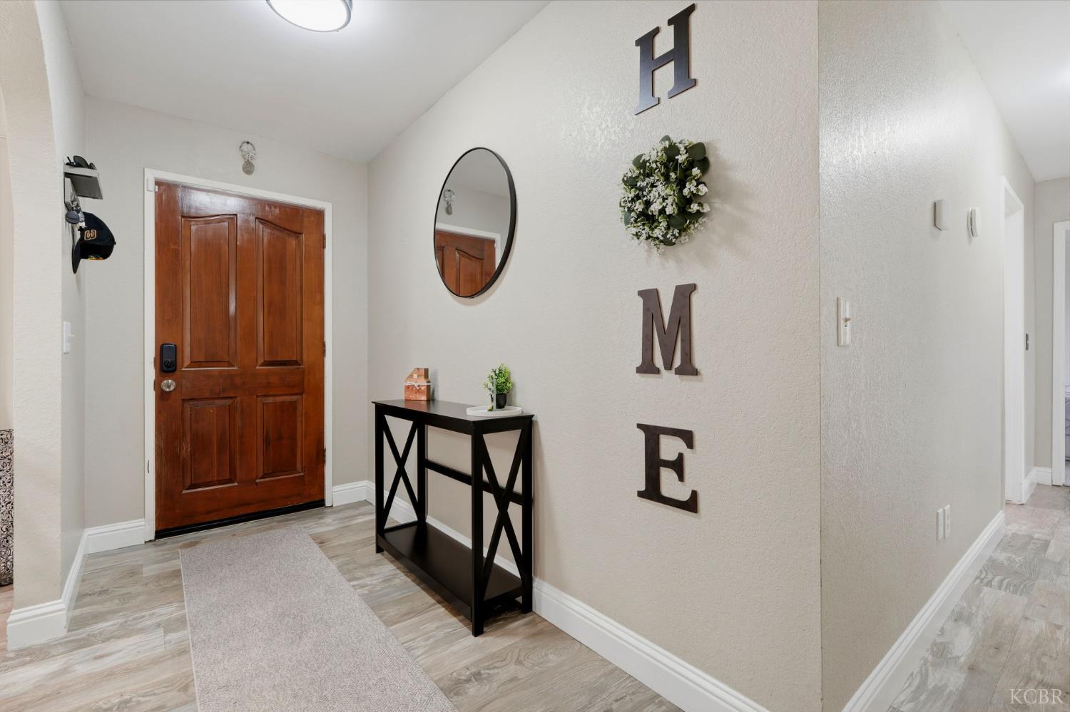 1451 Christine Ln, Lemoore, CA 93245