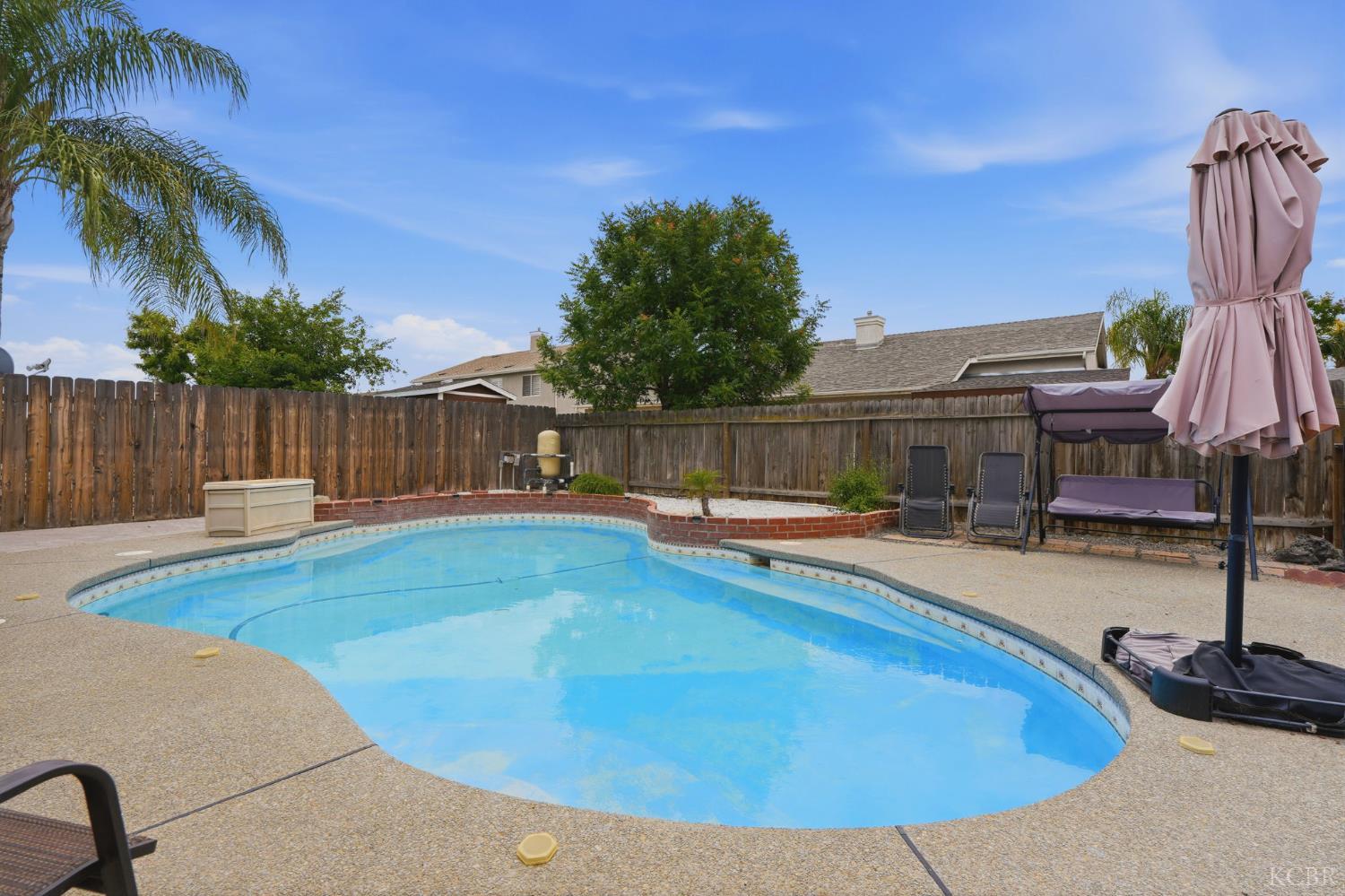 1451 Christine Ln, Lemoore, CA 93245
