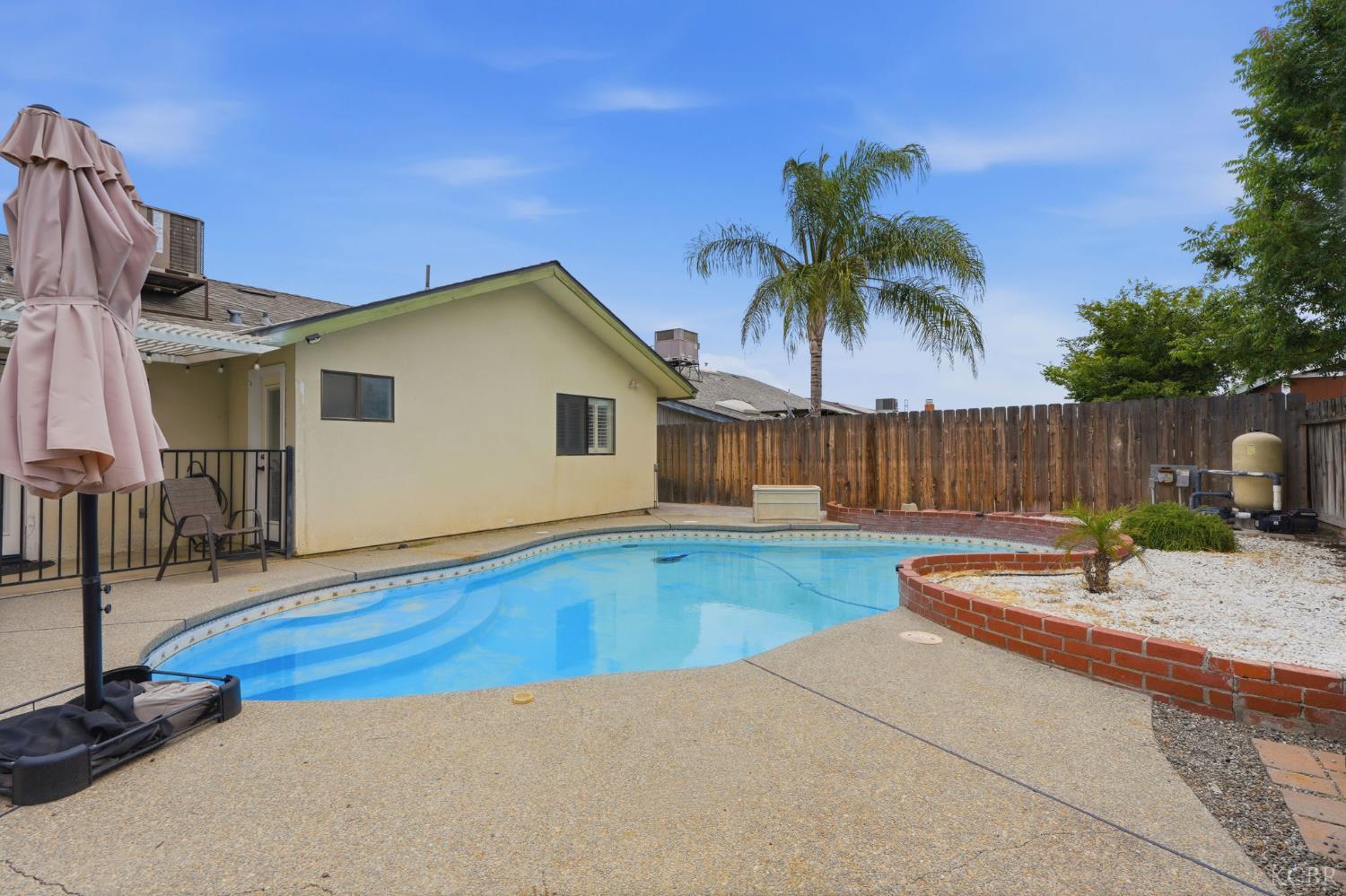 1451 Christine Ln, Lemoore, CA 93245