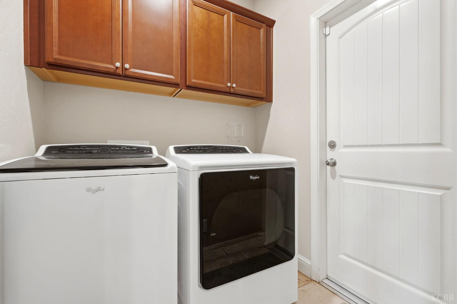 2106 W Bryman St, Hanford, CA 93230