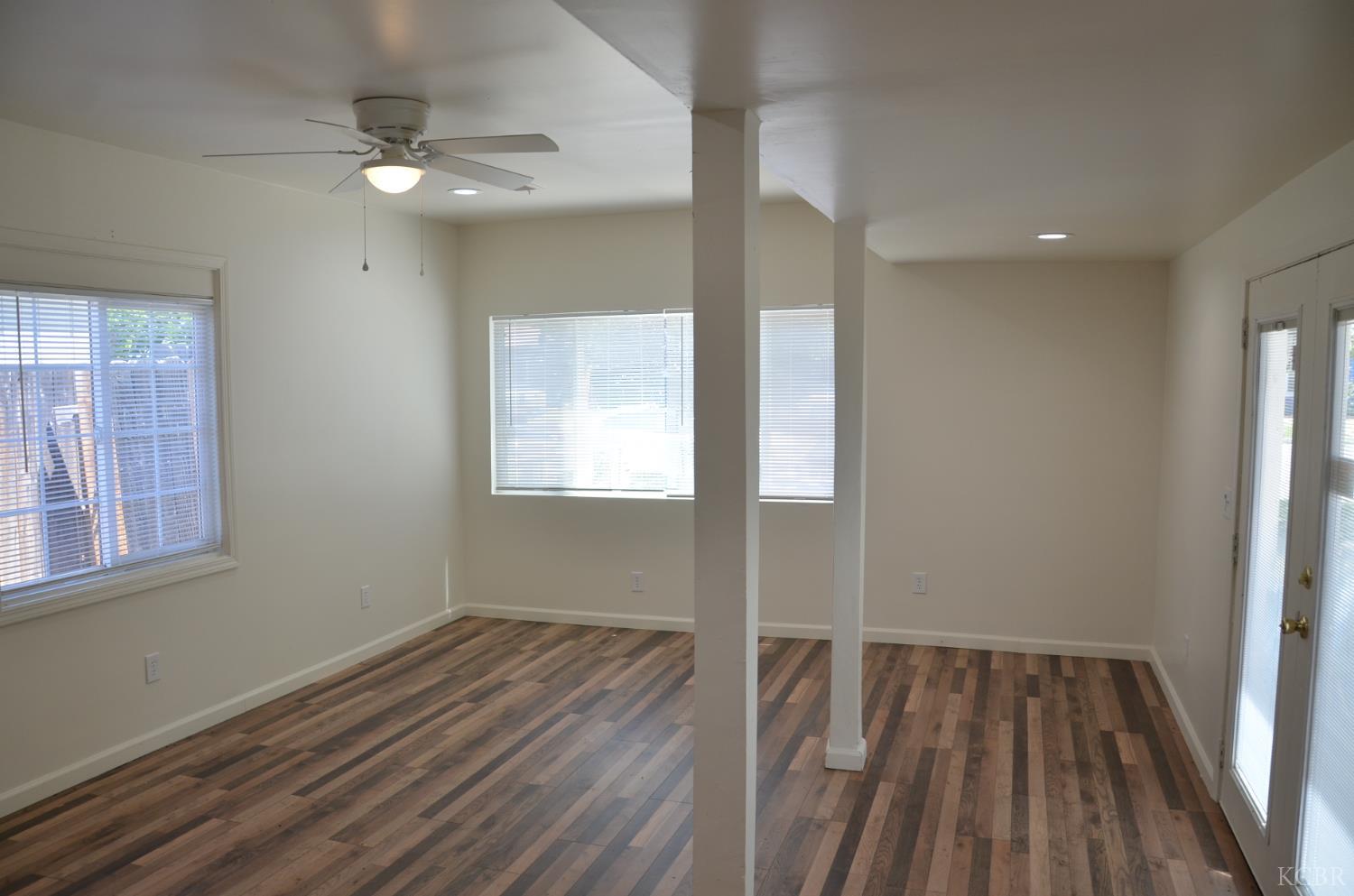 648 B St, Lemoore, CA 93245