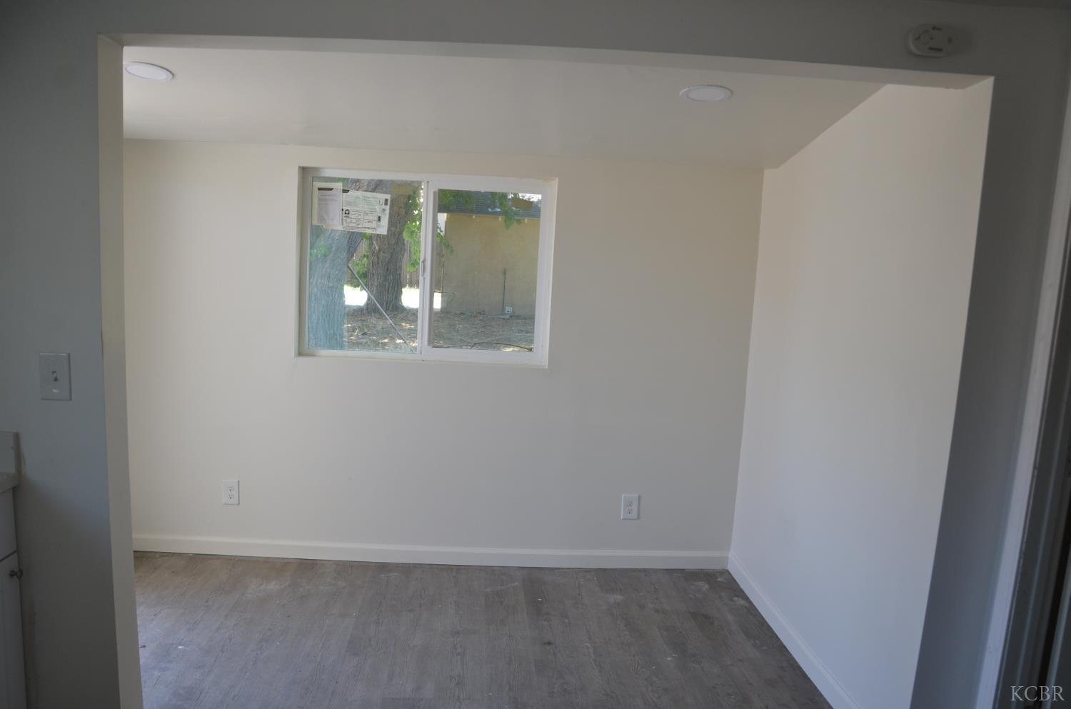 648 B St, Lemoore, CA 93245